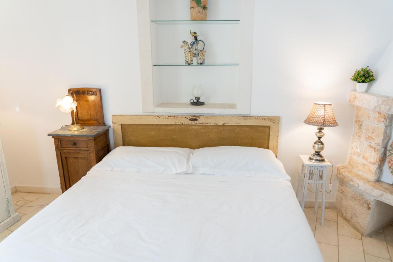 Casa La Calce Lägenhet Ostuni Exteriör bild
